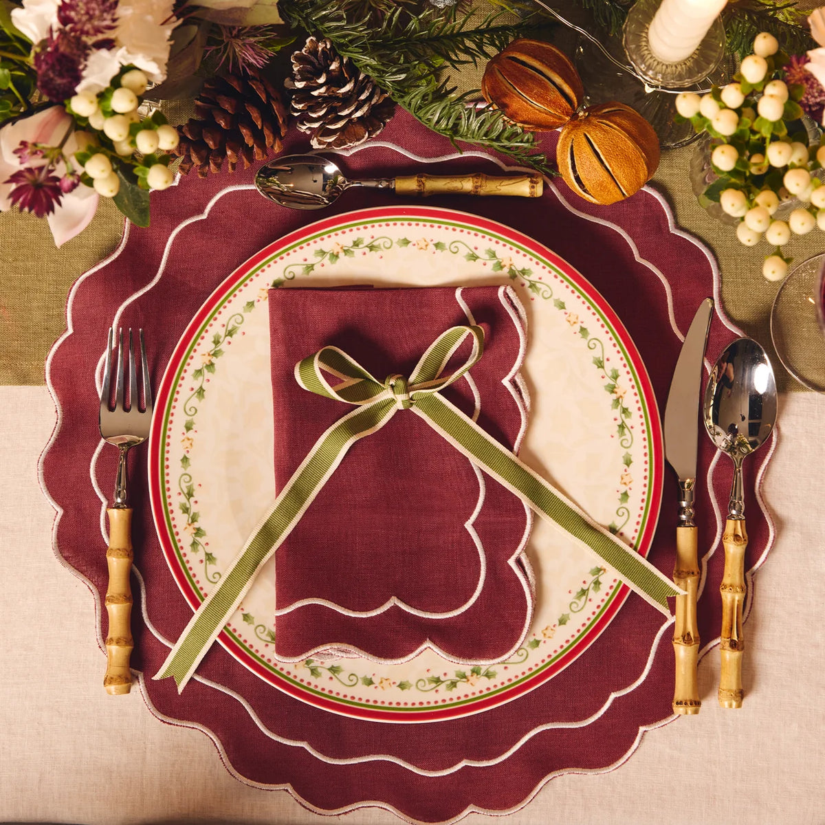 Linen Scalloped Edged Napkins